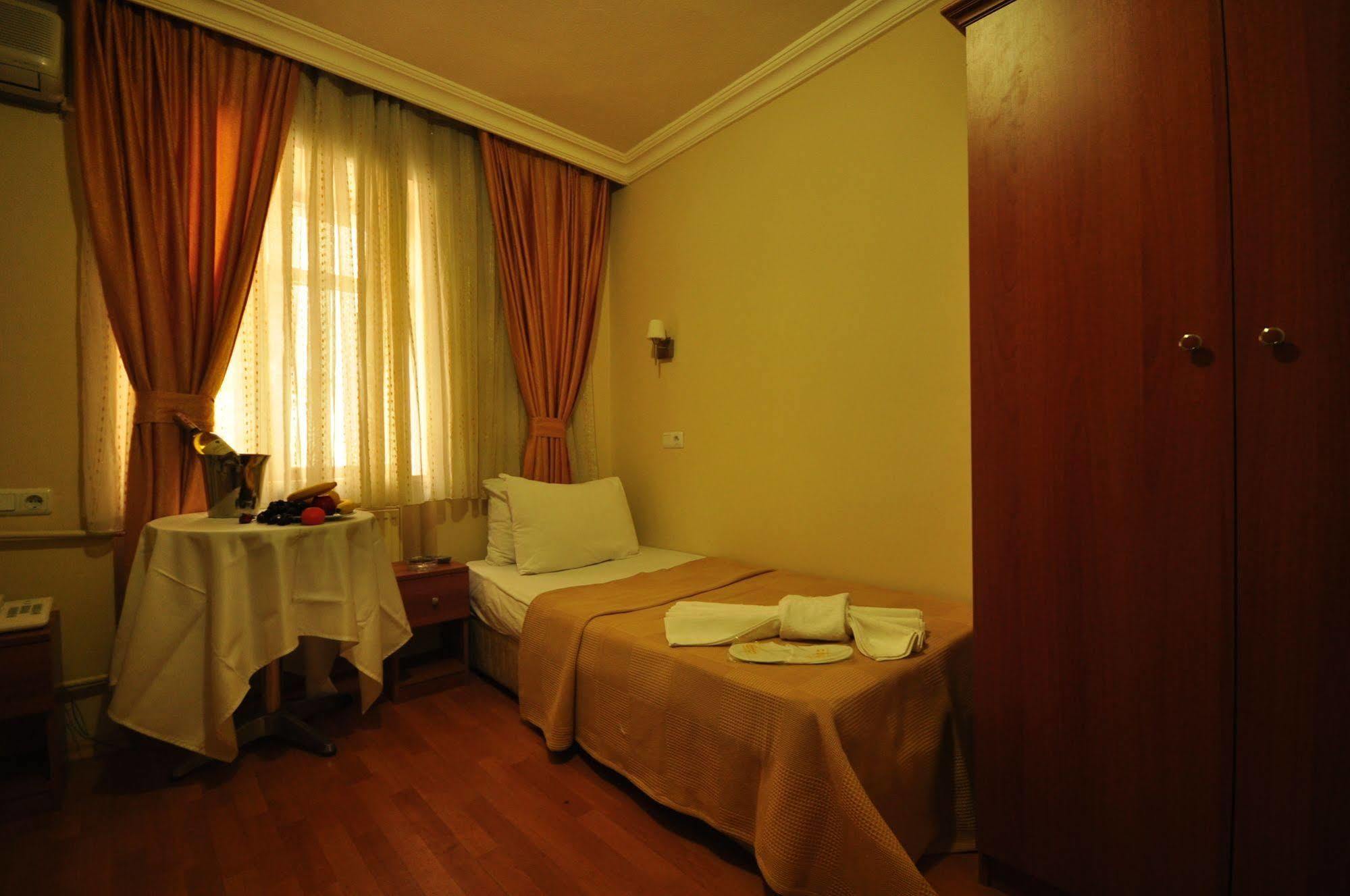 Sen Palas Istanbul Exterior photo